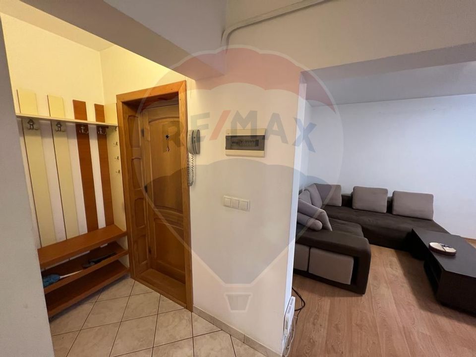 Apartament 3 camere  zona Doi Stejari