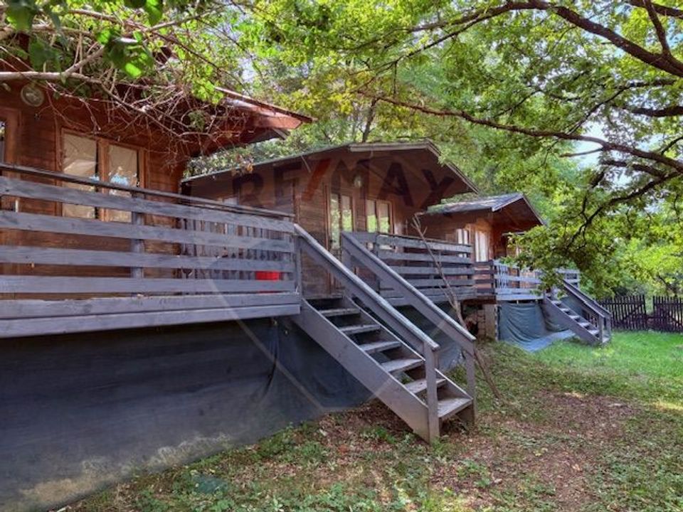 Ansamblu de 7 Căsuțe de Vacanță, Ocna Șugatag