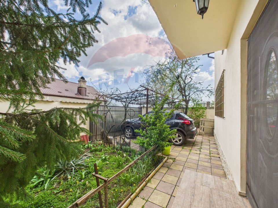 Casa spatioasa cu 5 camere si curte amenajata – Chitila