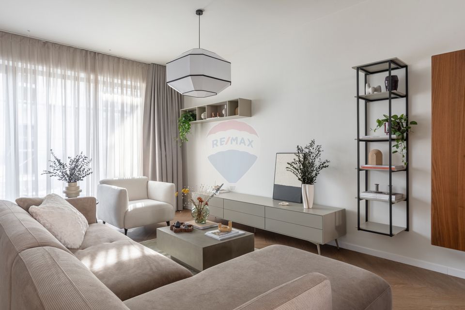 Casa 4 camere,  curte si parcare Pipera Vasile Alecsandri