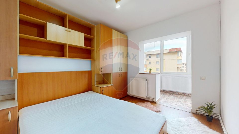 REZERVAT - Apartament 4 camere Astra