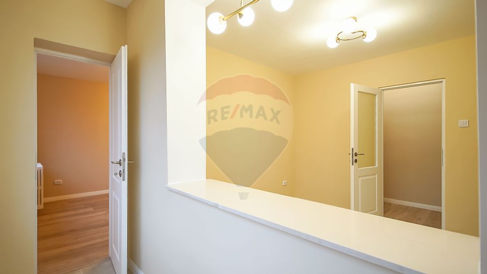 Comision 0% | Ap. 3 camere, etaj 1, complet renovat – Bd. Victoriei