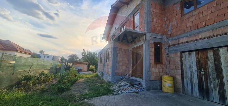 6 room House / Villa for sale, Stupini area