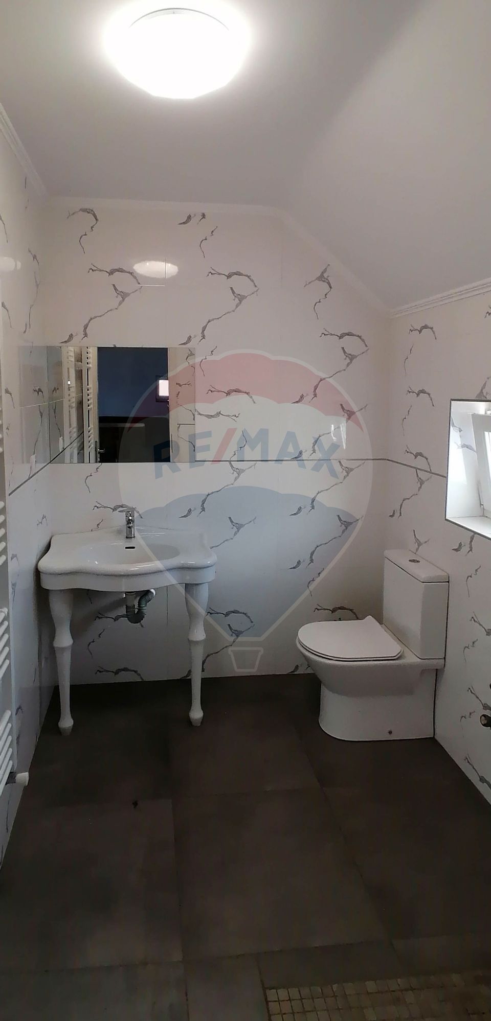 60sq.m Office Space for rent