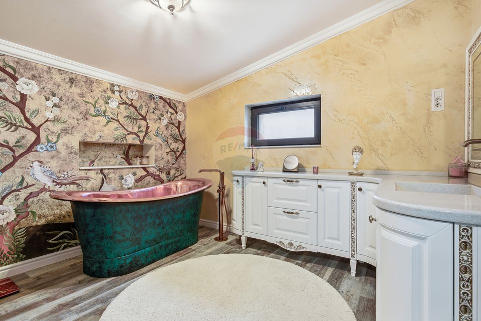 Vila de Lux de Vânzare, 280mp util - Str. Cortez - Hlincea Iasi