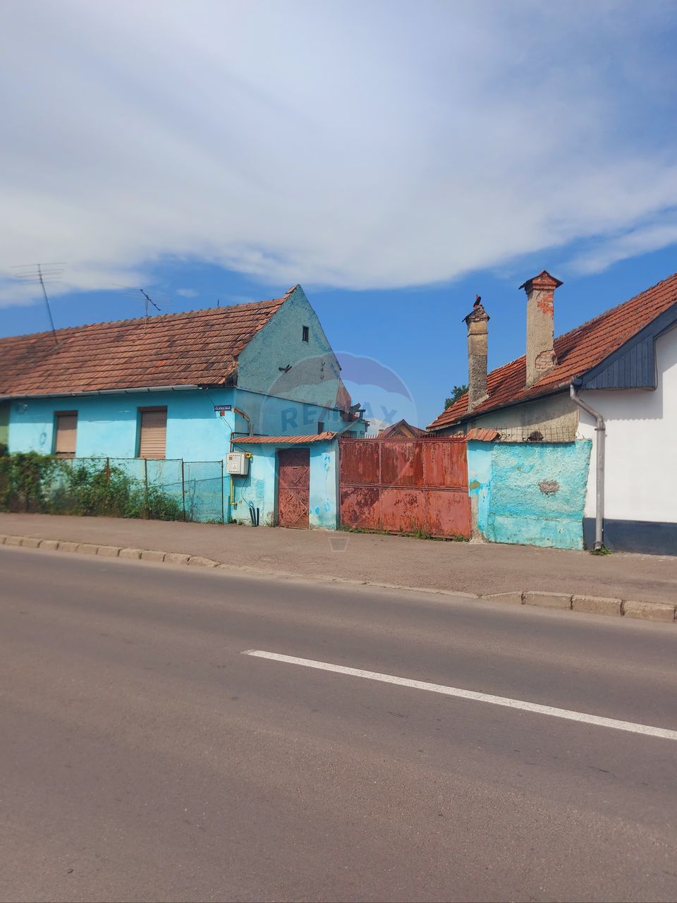 Casă de vânzare în zona Bartolomeu!