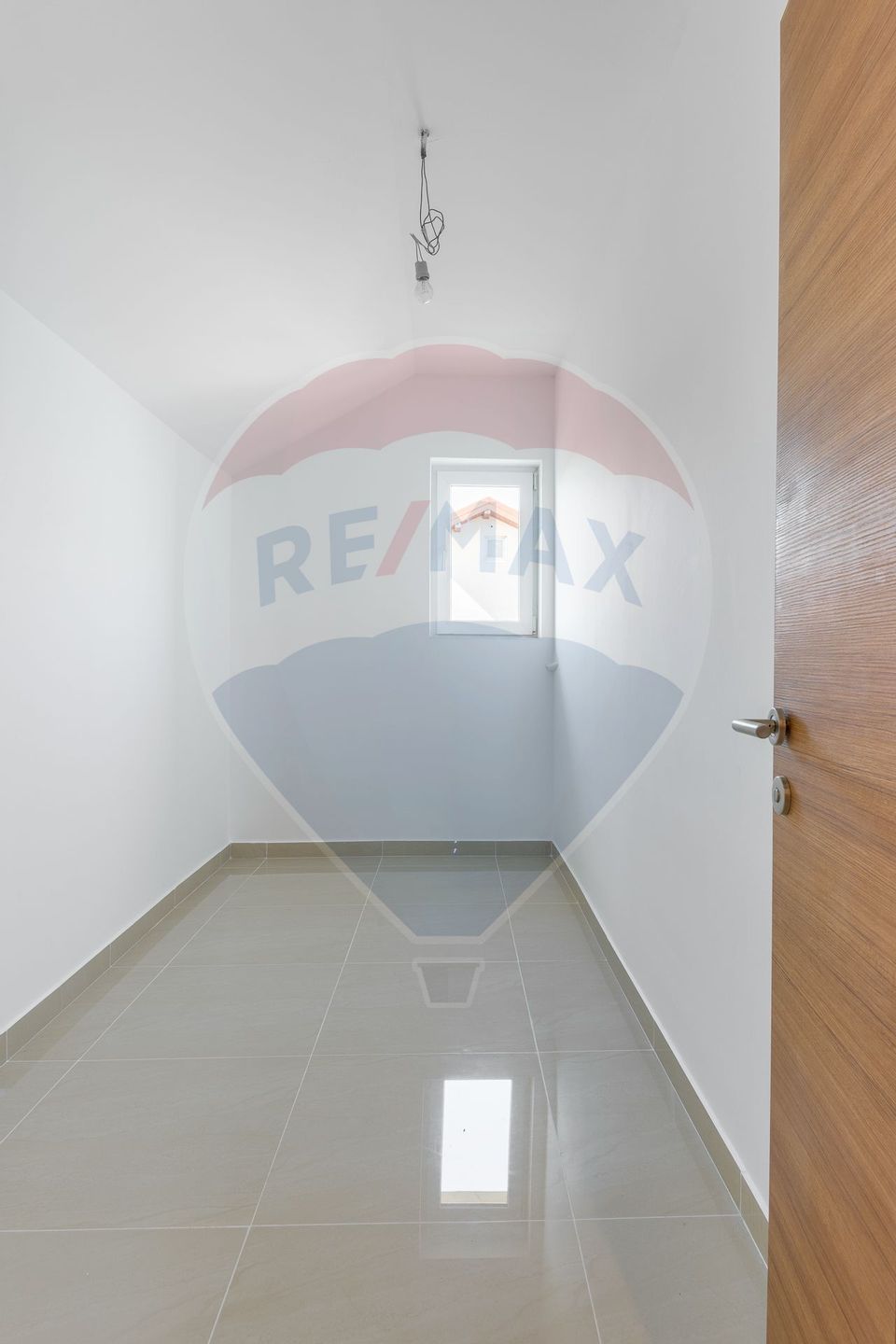 Casă  |  4 camere  |  Bragadiru-Varteju |