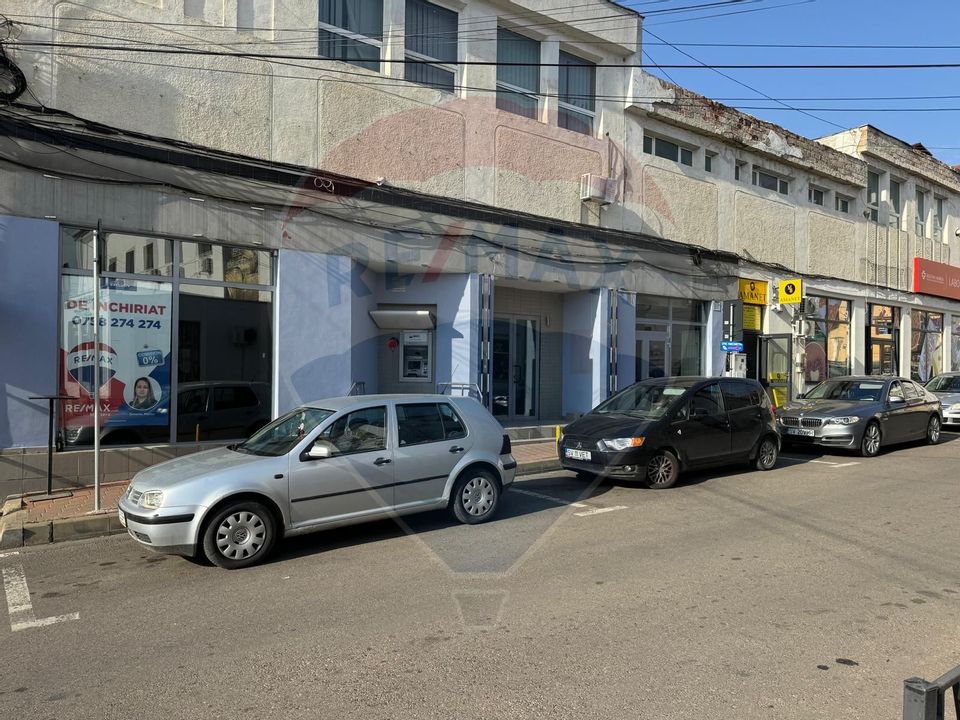 173sq.m Commercial Space for rent, Central area