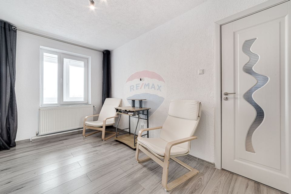 Apartament de închiriat 3 camere, zona Podgoria, 101 mp