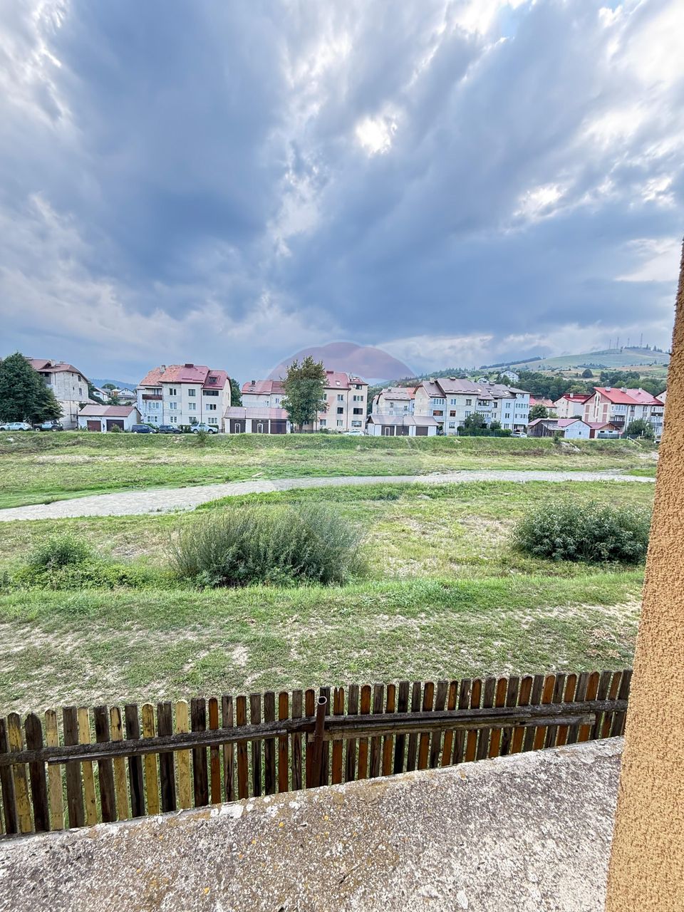 Casă / Vilă cu 5 camere de vânzare în zona Central Gura Humorului