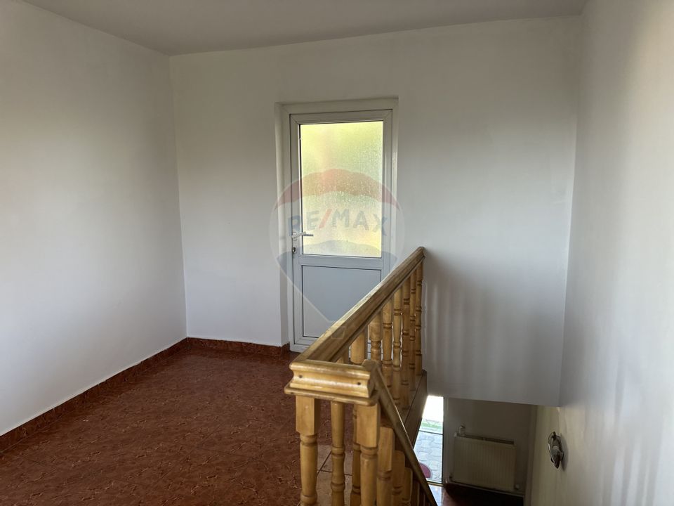 5 room House / Villa for sale, Ciritei area