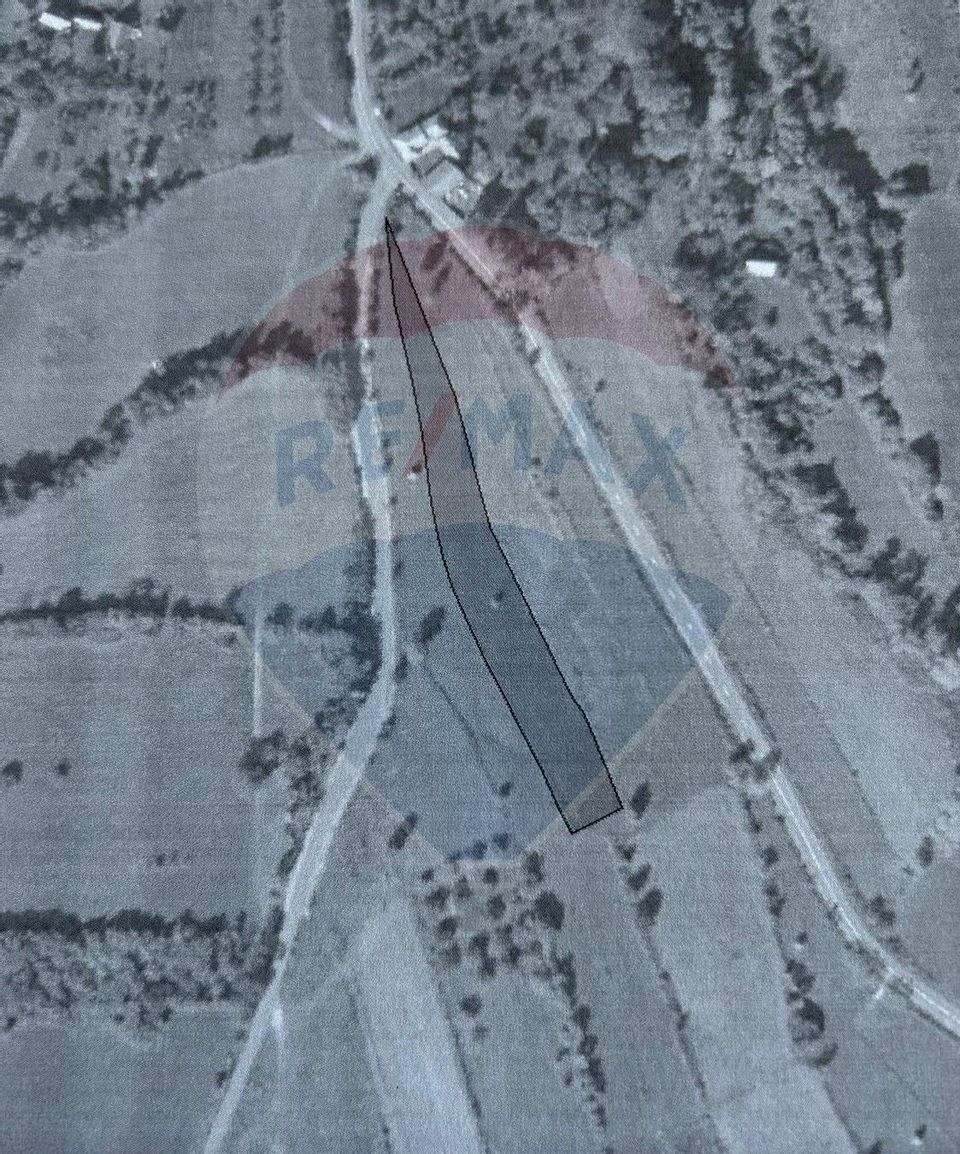 Teren 3,110mp Manastireni, situat în zona DJ 103L