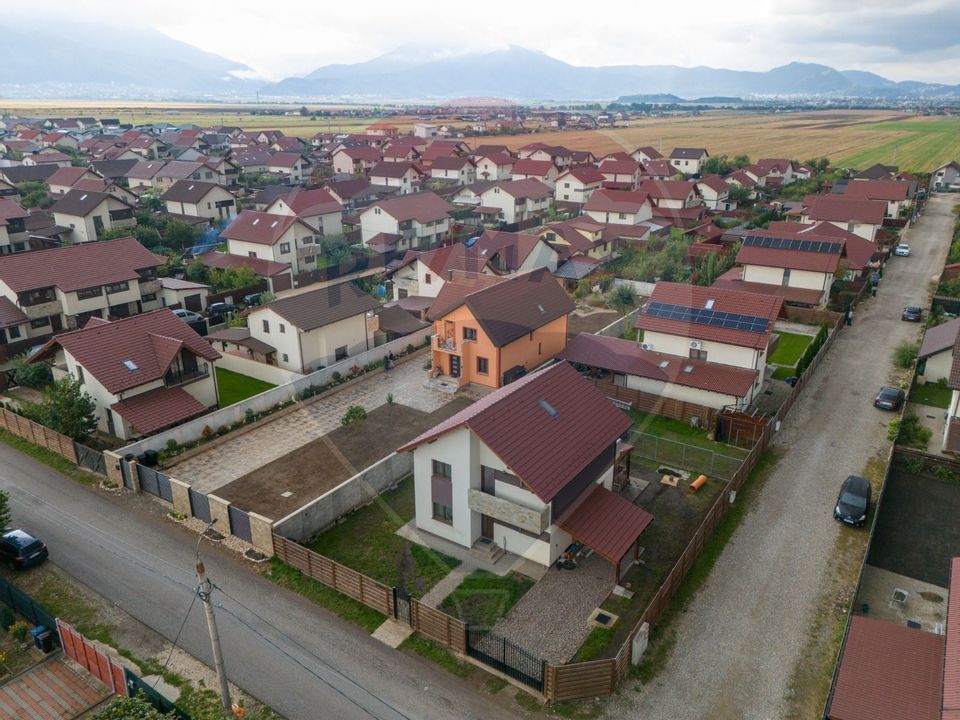 5 room House / Villa for sale