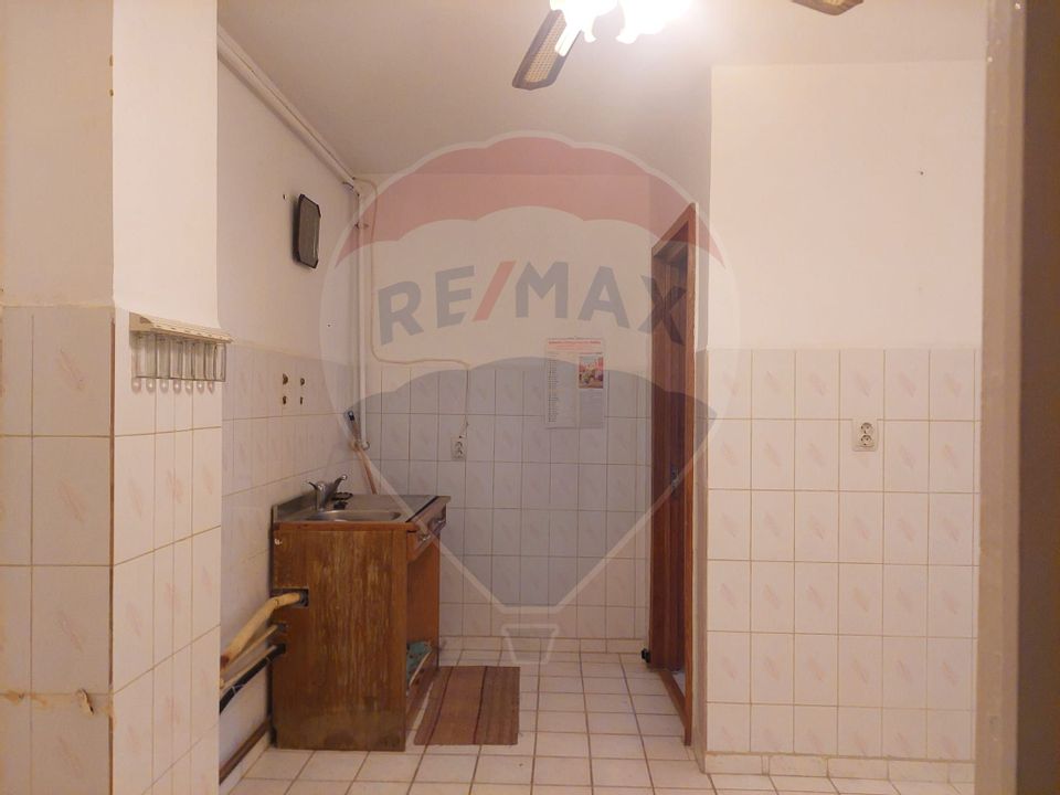 Apartament cu 3 camere de vanzare