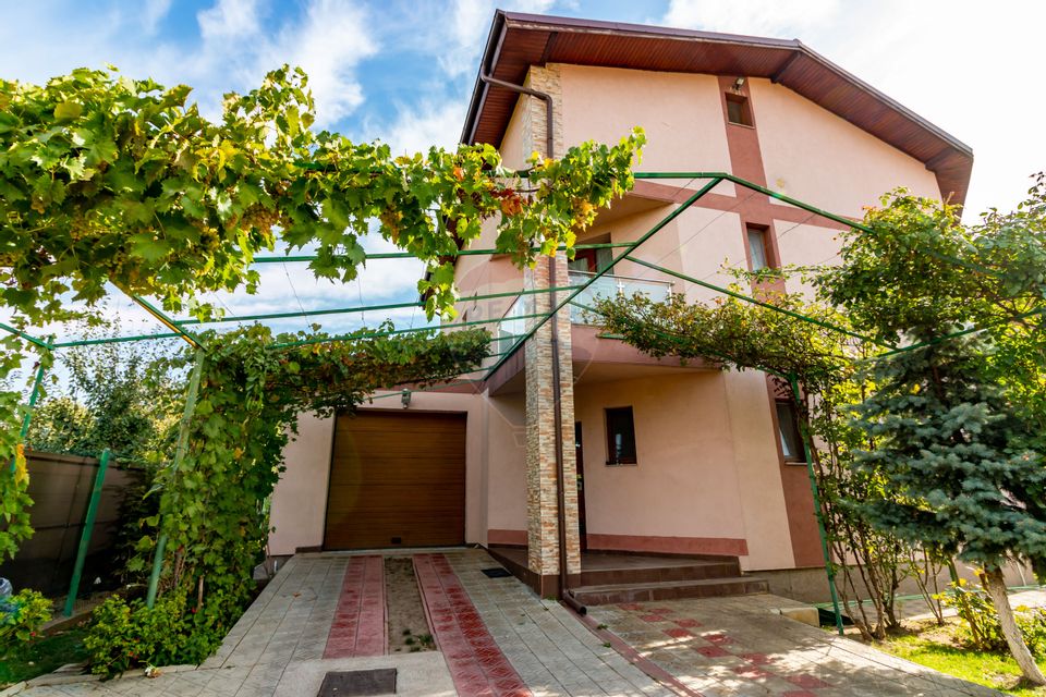 6 room House / Villa for sale, Central area