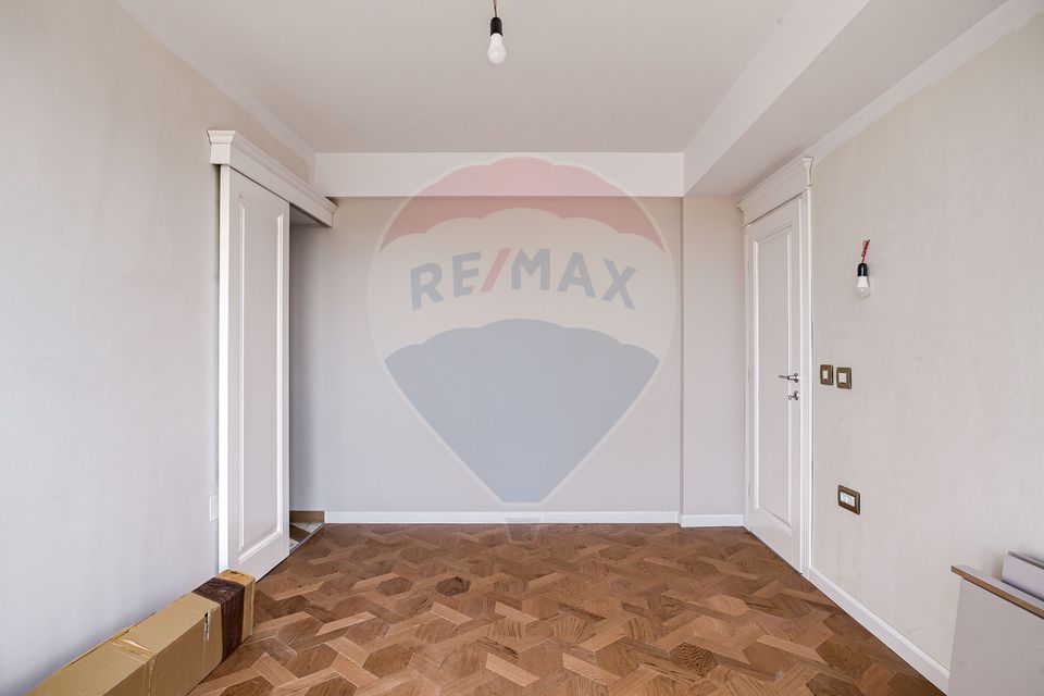 Penthouse exclusivist pe două niveluri, cu terasă– zona Intim