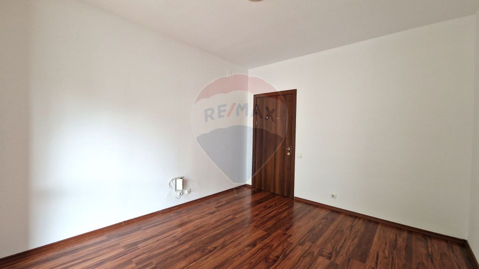 3-room apartment for sale in the Ozana area close to the metro