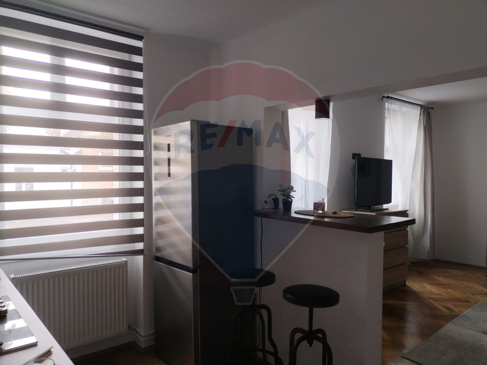 Apartament cu 1 camere de închiriat în zona Centrul Istoric