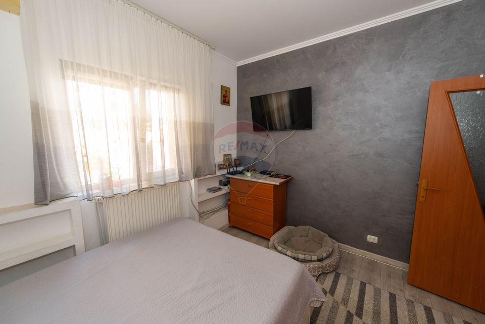 Villa for sale in P-ta Unirii area 140 sqm land