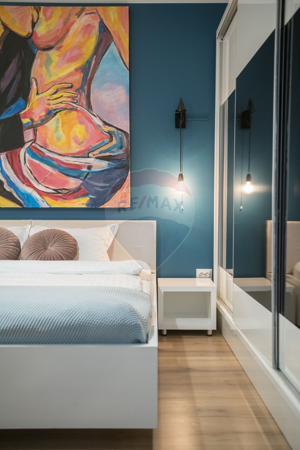 Apartament cu 3 camere de închiriat în zona Stirbei Voda