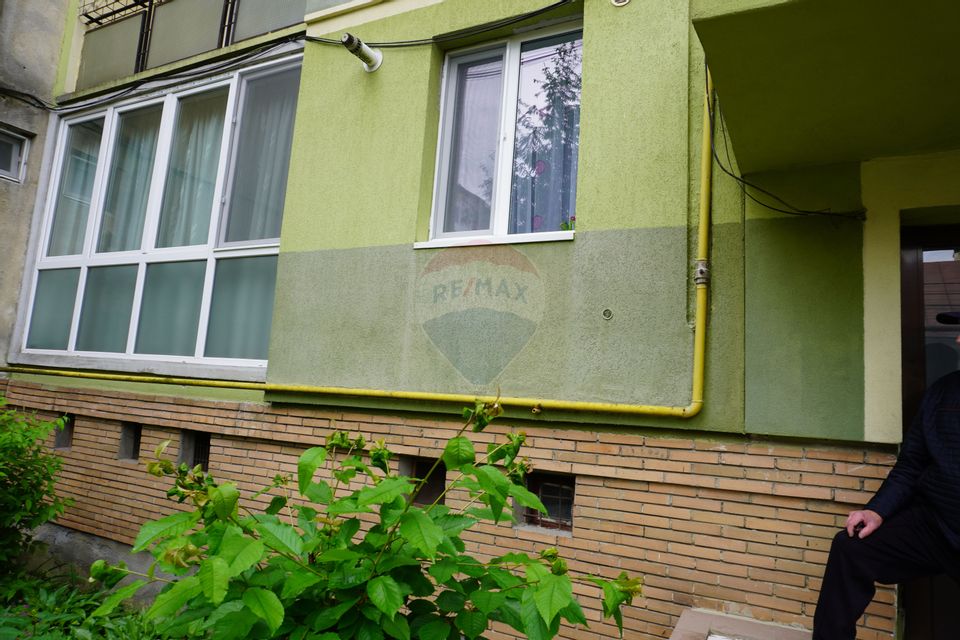 4 room Apartment for rent, Central area