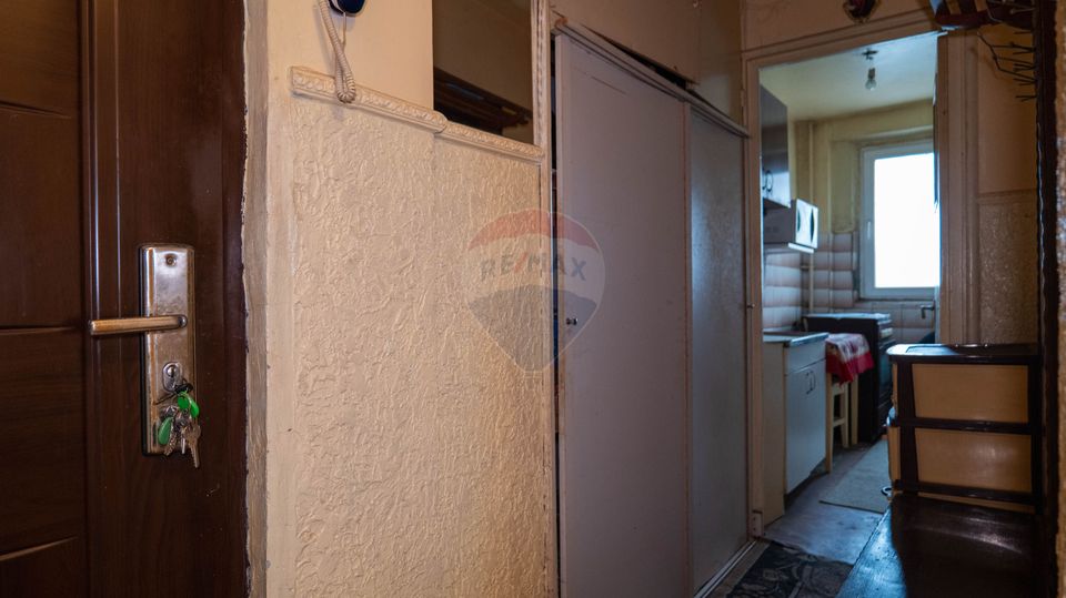 Vânzare apartament 3 camere,  zona Pantelimon - Liceul Lucian Blaga