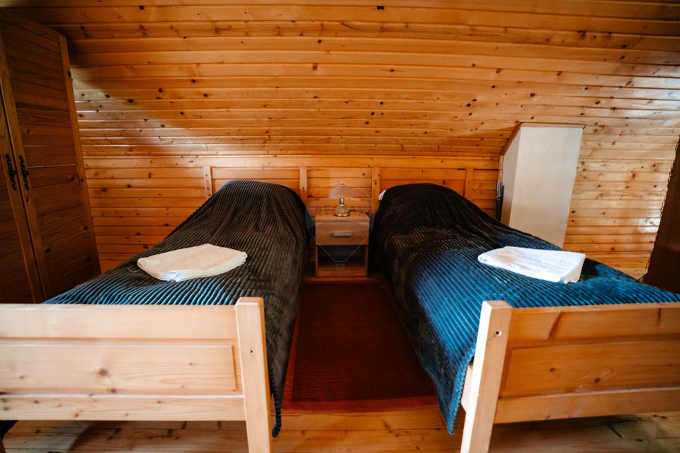 Vilă cu 6 camere, teren de 1000mp, într-un resort montan privat