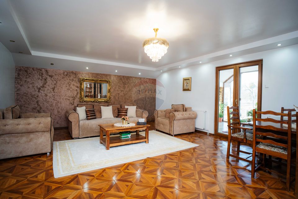 5 room House / Villa for sale, Periferie area