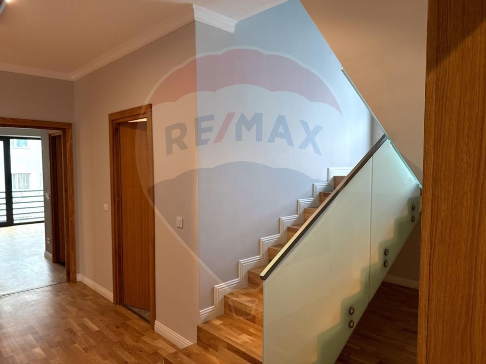 INCHIRIERE Apartament cu 4 camere in zona Tei
