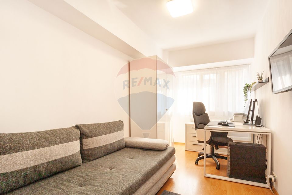 4 room apartment on Iuliu Maniu boulevard intersection Apusului