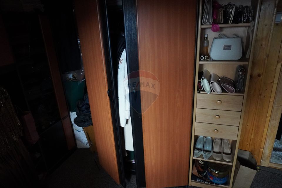 5 room House / Villa for sale