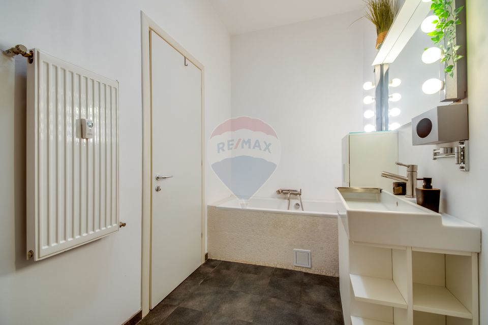 3 room apartment 112 sqm for sale Marriott 13 September block 2007