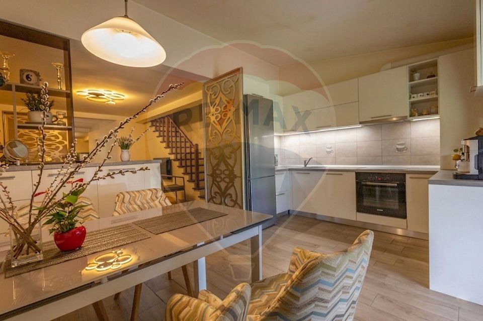 4 room House / Villa for sale