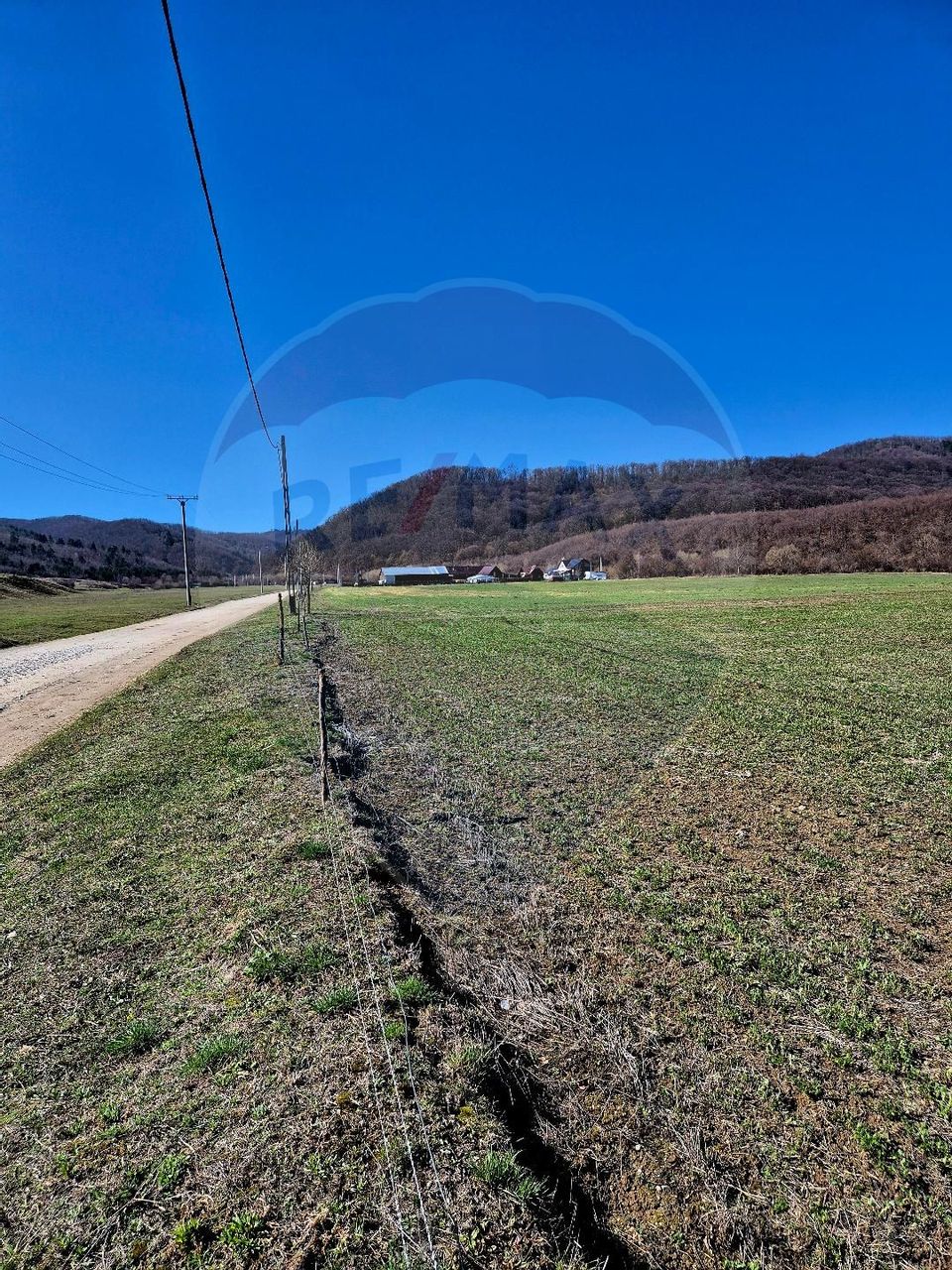 Land 5,200sqm Crizbav / None