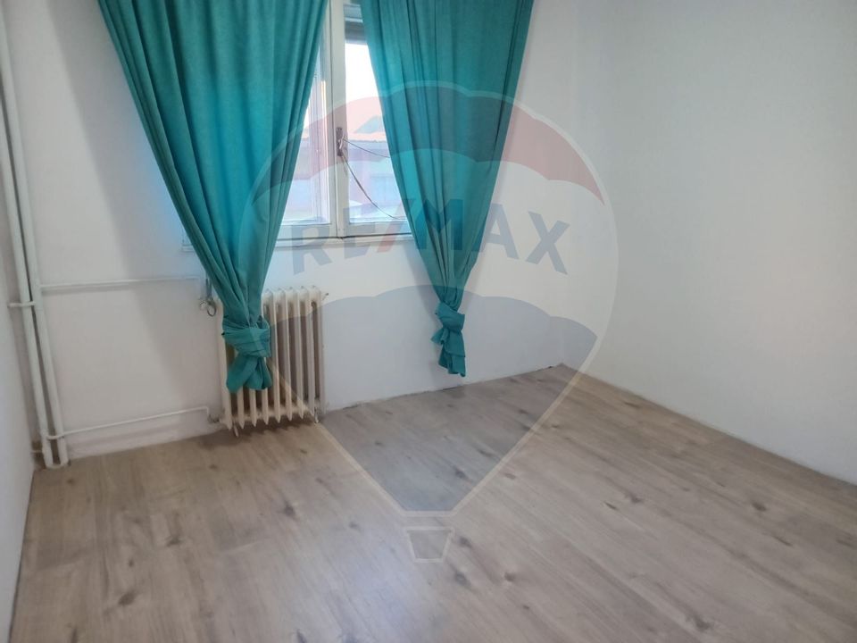 Apartament 2 camere etj 1nemobilat în zona Aurel Vlaicu