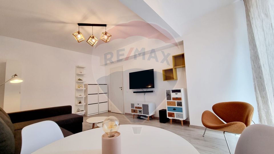 Apartament cu 2 camere de închiriat în zona Bucurestii Noi