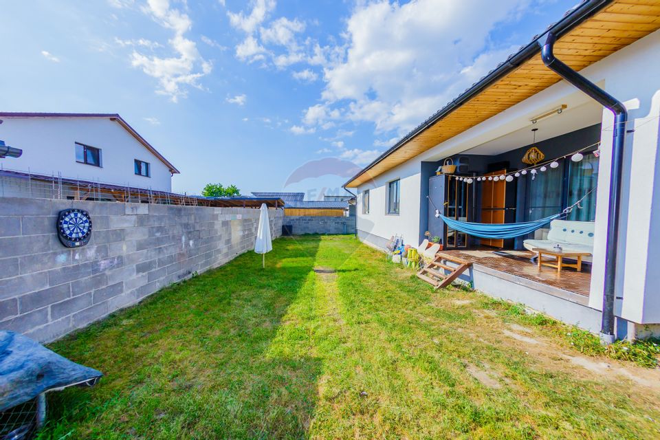 4 room House / Villa for sale