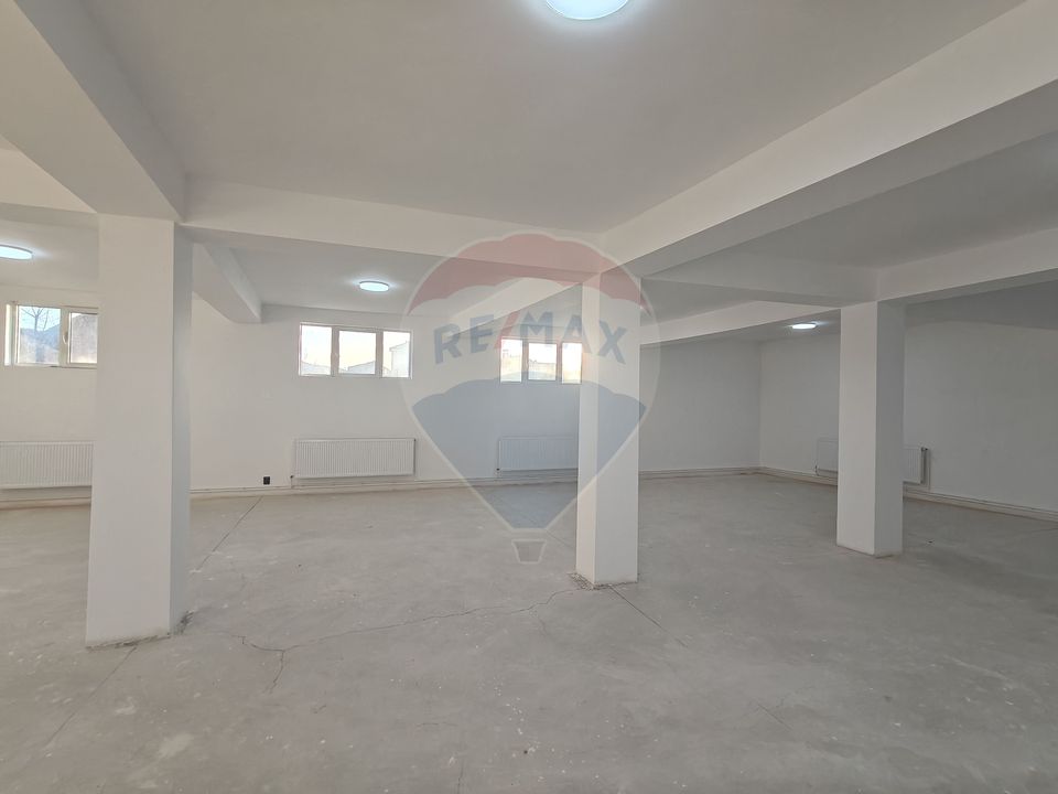 Spațiu comercial, 535.57mp de închiriat, zona autogara Gherla