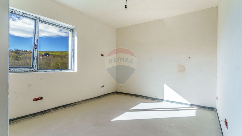 COMISION 0% - Casă / Vilă cu 5 camere de vânzare in Sânpaul, Cluj