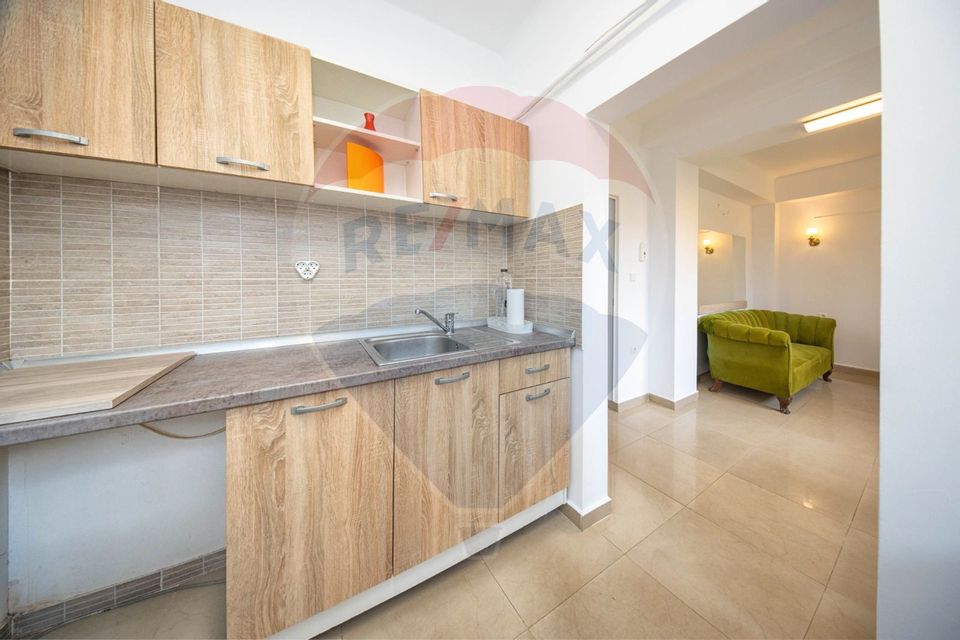 Apartament cu 2 camere de închiriat în zona Centrul Civic