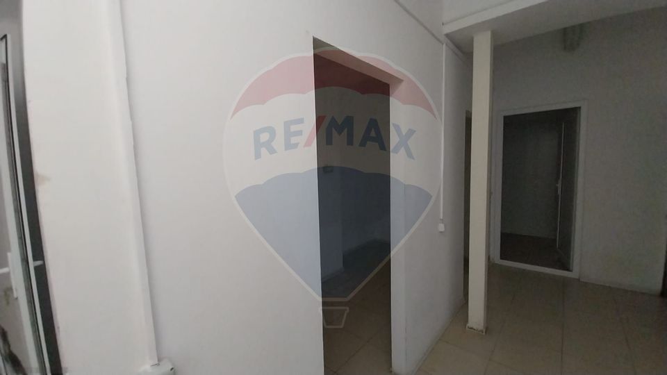 234sq.m Commercial Space for rent, Brotacei area