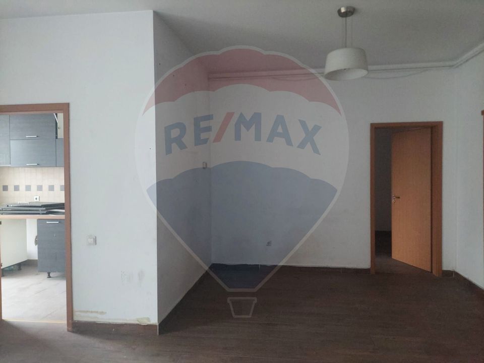 Spatiu birouri de închiriat zona Alexandru cel Bun Complex Supernova