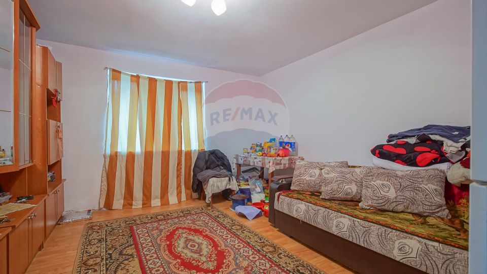 4 room House / Villa for sale