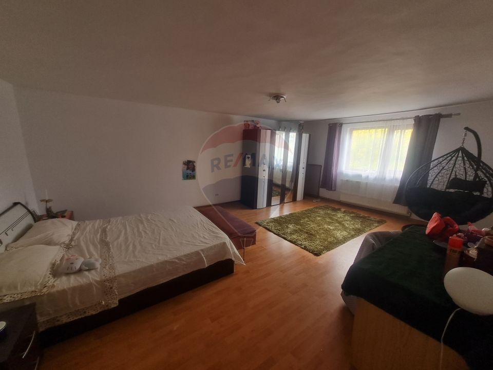 7 room House / Villa for sale