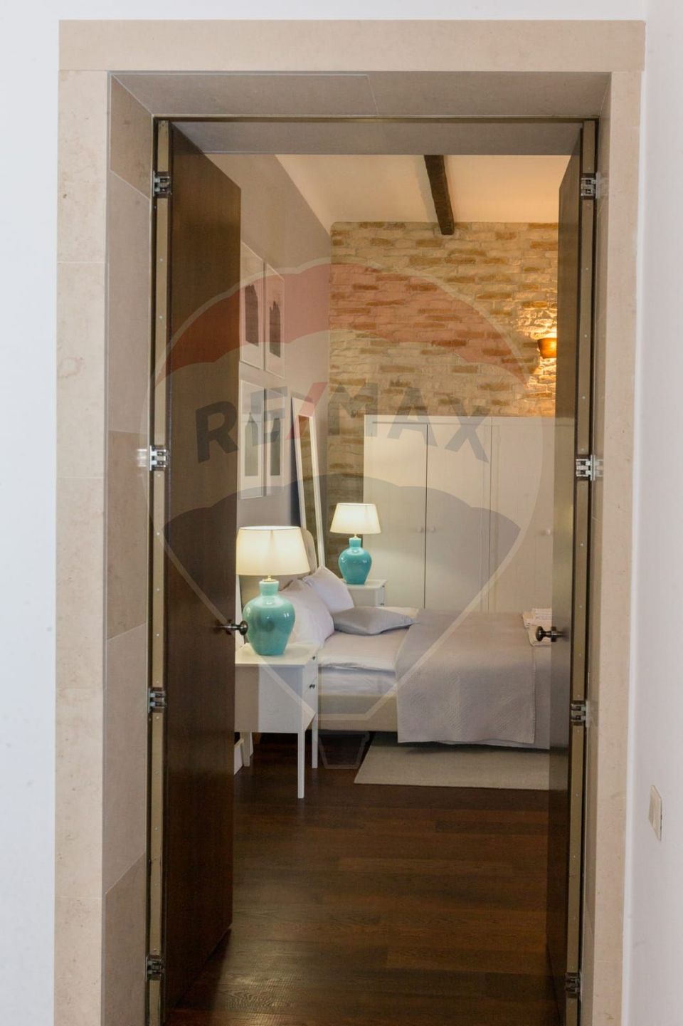 Apartament de lux cu 3 camere pentru închiriere in zona Ultracentrala