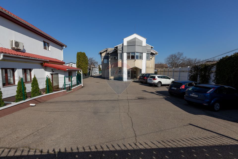 940sq.m Commercial Space for rent, Serbanesti area