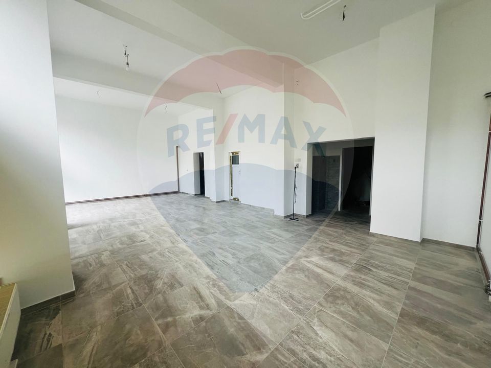 150sq.m Commercial Space for rent, UTA area