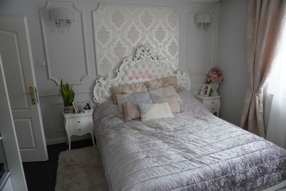 Casă de vânzare, Moisei