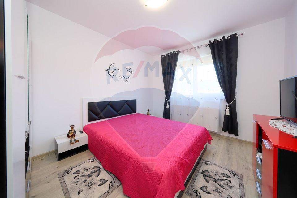 Vila mobilata modern, piscina, zona de interes Ghimbav!