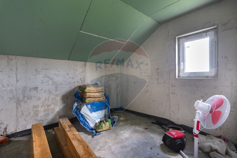 Casă / Vilă oportunitate rar întâlnită !